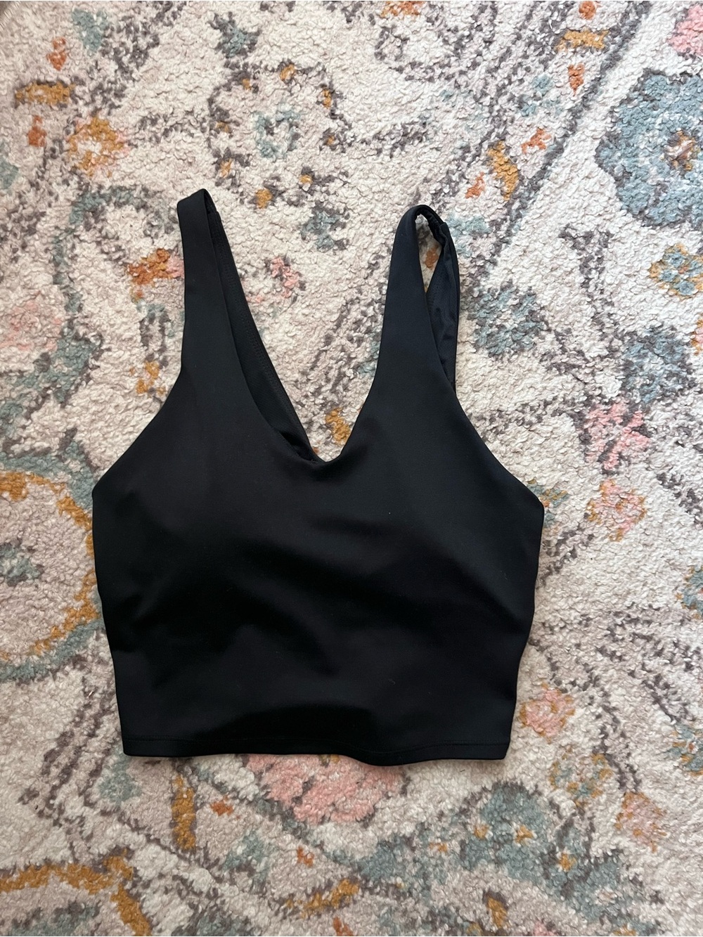 Cropped sports bra top size S